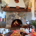 Aparthotel Cacciamici *